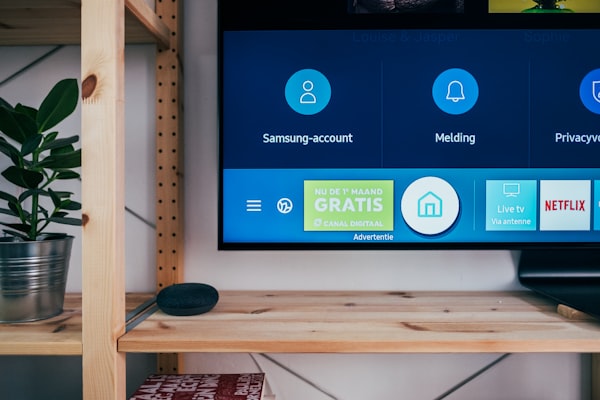 Smart TV 55" QLED 4K HDR